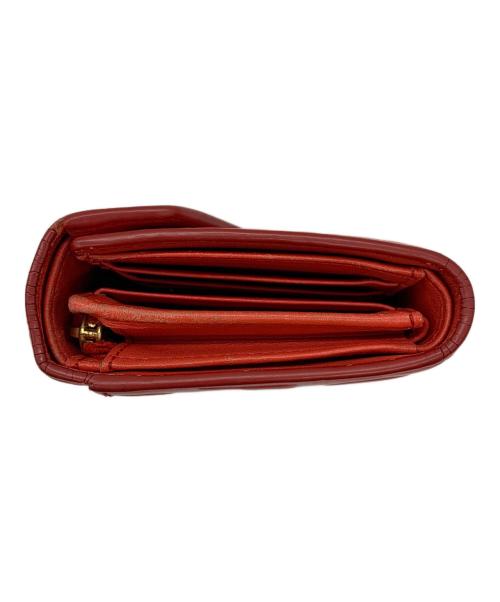 MCM（エムシーエム）MCM (エムシーエム) 3つ折り財布 レッドの古着・服飾アイテム