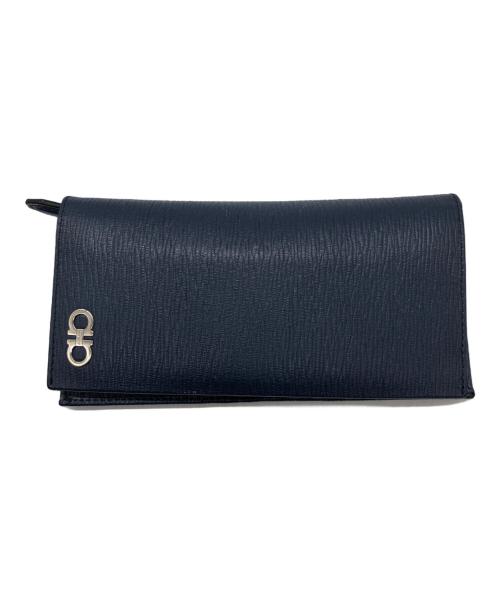 Salvatore Ferragamo（サルヴァトーレ フェラガモ）Salvatore Ferragamo (サルヴァトーレ フェラガモ) 長財布 ネイビーの古着・服飾アイテム