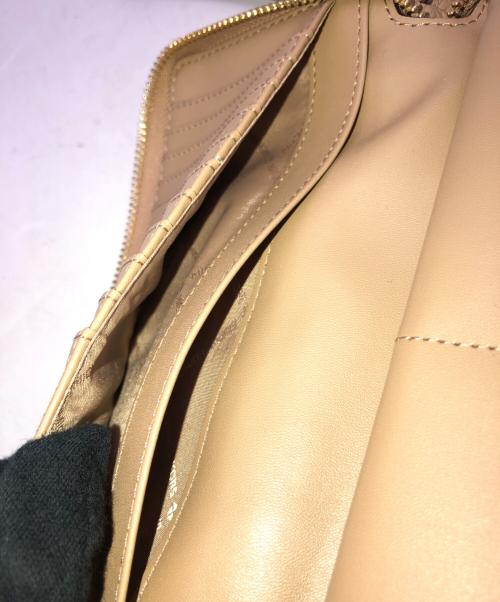 MICHAEL KORS（マイケル・コース）MICHAEL KORS (マイケルコース) 長財布 ベージュの古着・服飾アイテム