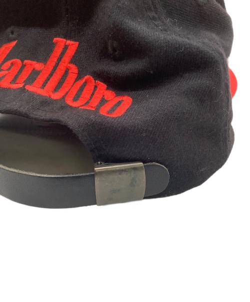marlboro（マルボロ）marlboro (マルボロ) キャップ ブラック×レッド サイズ:FREEの古着・服飾アイテム