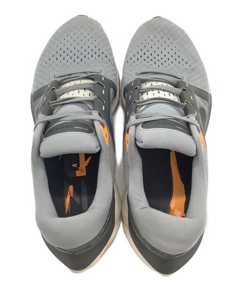 NIKE（ナイキ）NIKE (ナイキ) スニーカー グレー×ブラック サイズ:28の古着・服飾アイテム
