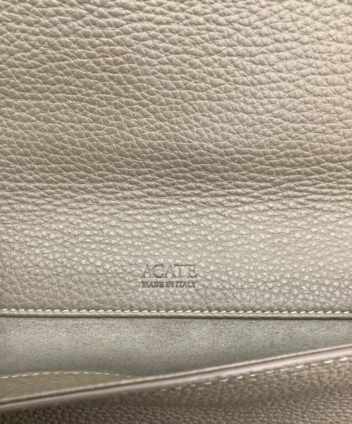 ACATE（アカーテ）ACATE (アカーテ) クラッチバッグ ベージュの古着・服飾アイテム