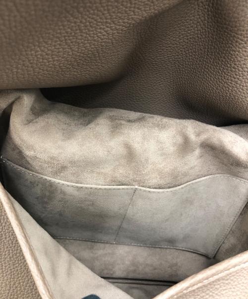 ACATE（アカーテ）ACATE (アカーテ) ポストマンバッグ ベージュの古着・服飾アイテム