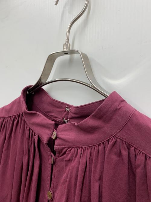 green label relaxing（グリーンレーベルリラクシング）green label relaxing (グリーンレーベルリラクシング) Tavii (タヴィ) ネックギャザーワンピース ボルドー サイズ:FREEの古着・服飾アイテム