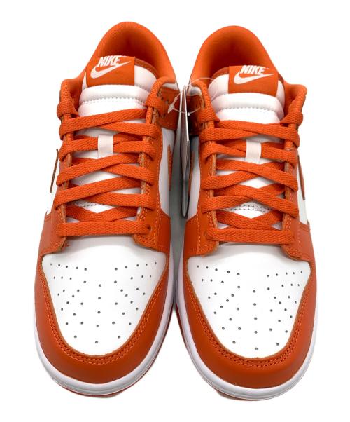 NIKE（ナイキ）NIKE (ナイキ) スニーカー オレンジ×ホワイト サイズ:UK8 未使用品の古着・服飾アイテム