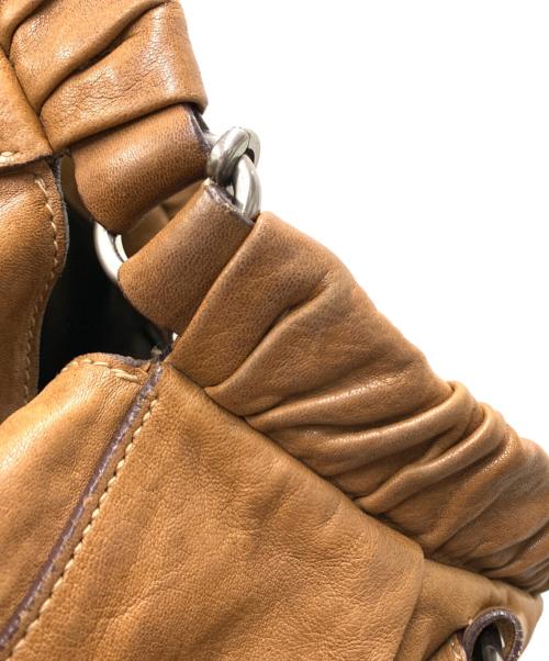 MIU MIU（ミュウミュウ）MIU MIU (ミュウミュウ) 2WAYバッグ ブラウンの古着・服飾アイテム