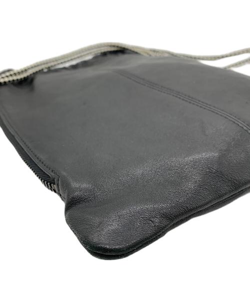 JIMMY CHOO（ジミーチュウ）JIMMY CHOO (ジミーチュウ) 巾着ショルダーバッグ ブラックの古着・服飾アイテム