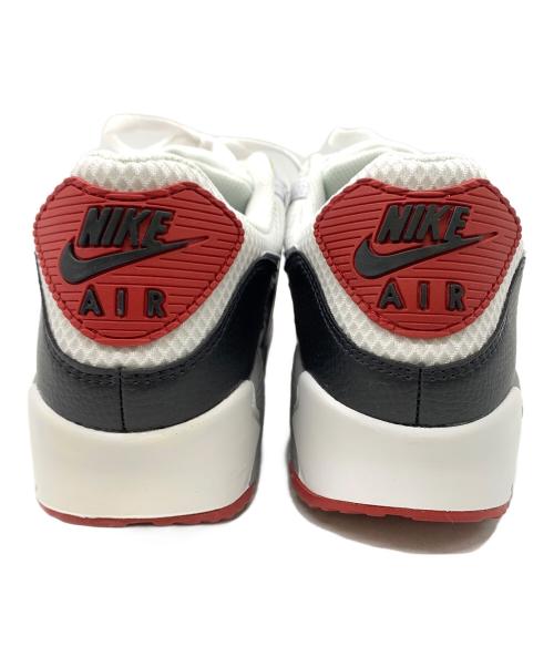 NIKE（ナイキ）NIKE (ナイキ) スニーカー ホワイト×グレー サイズ:27.5 未使用品の古着・服飾アイテム