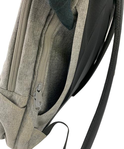 THE NORTH FACE（ザ ノース フェイス）THE NORTH FACE (ザ ノース フェイス) リュック グレーの古着・服飾アイテム