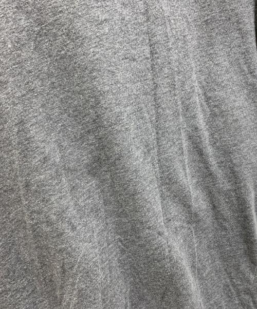 GUCCI（グッチ）GUCCI (グッチ) Tシャツ グレー サイズ:不明の古着・服飾アイテム