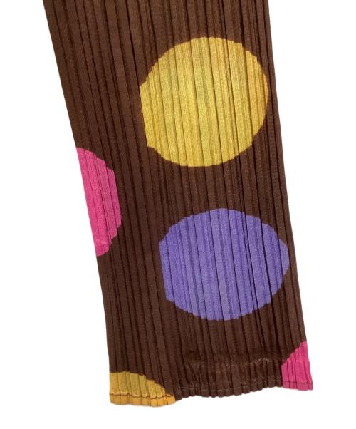 PLEATS PLEASE ISSEY MIYAKE（プリーツプリーズ イッセイミヤケ）PLEATS PLEASE ISSEY MIYAKE (プリーツプリーズ イッセイミヤケ) ■プリーツカットソー ブラウン サイズ:3の古着・服飾アイテム