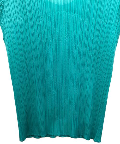 PLEATS PLEASE ISSEY MIYAKE（プリーツプリーズ イッセイミヤケ）PLEATS PLEASE ISSEY MIYAKE (プリーツプリーズ イッセイミヤケ) プリーツカットソー グリーン サイズ:3の古着・服飾アイテム