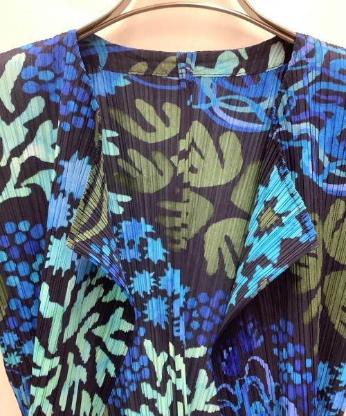 PLEATS PLEASE ISSEY MIYAKE（プリーツプリーズ イッセイミヤケ）PLEATS PLEASE ISSEY MIYAKE (プリーツプリーズ イッセイミヤケ) プリーツカーディガン ネイビー サイズ:4の古着・服飾アイテム