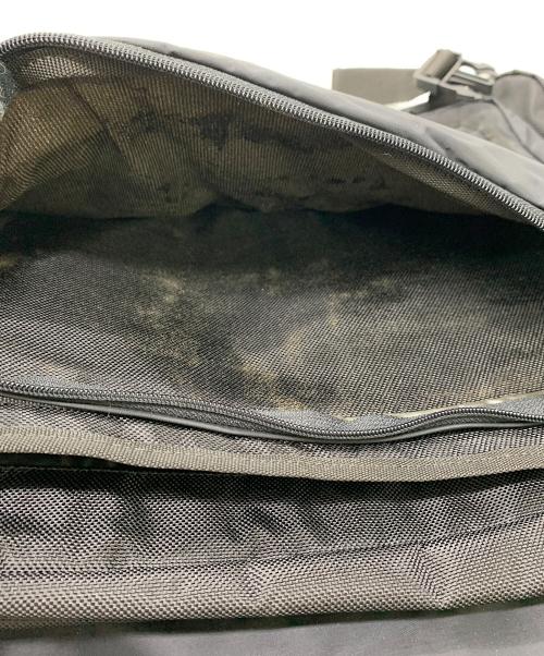 DOLCE & GABBANA（ドルチェ＆ガッバーナ）DOLCE & GABBANA (ドルチェ＆ガッバーナ) メッセンジャーバッグ ブラックの古着・服飾アイテム