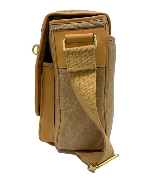 HUNTING WORLD（ハンティングワールド）HUNTING WORLD (ハンティングワールド) ショルダーバッグ ベージュの古着・服飾アイテム