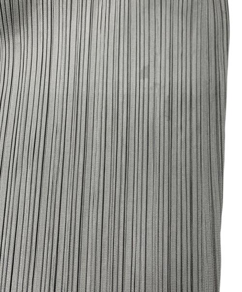 PLEATS PLEASE ISSEY MIYAKE（プリーツプリーズ イッセイミヤケ）PLEATS PLEASE ISSEY MIYAKE (プリーツプリーズ イッセイミヤケ) プリーツパンツ オリーブの古着・服飾アイテム