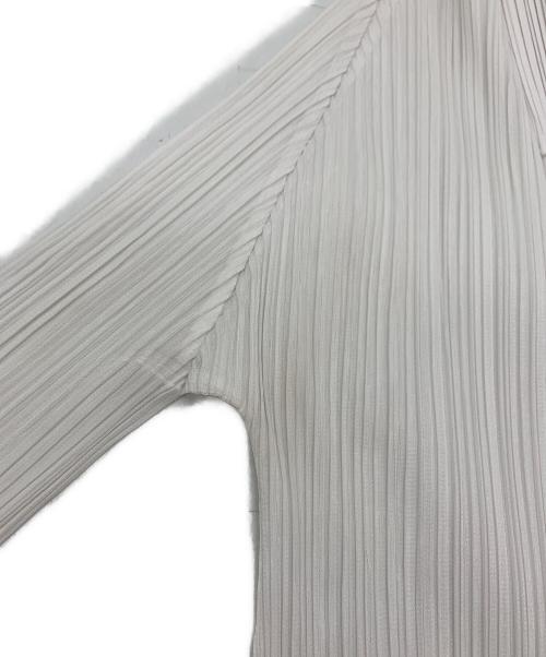 PLEATS PLEASE ISSEY MIYAKE（プリーツプリーズ イッセイミヤケ）PLEATS PLEASE ISSEY MIYAKE (プリーツプリーズ イッセイミヤケ) ■プリーツブラウス ホワイト サイズ:3の古着・服飾アイテム