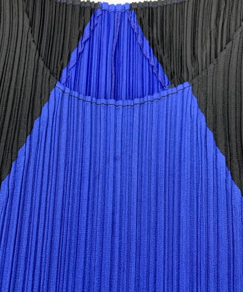 PLEATS PLEASE ISSEY MIYAKE（プリーツプリーズ イッセイミヤケ）PLEATS PLEASE ISSEY MIYAKE (プリーツプリーズ イッセイミヤケ) ■ノースリーブプリーツカットソー ネイビー×ブラック サイズ:3の古着・服飾アイテム