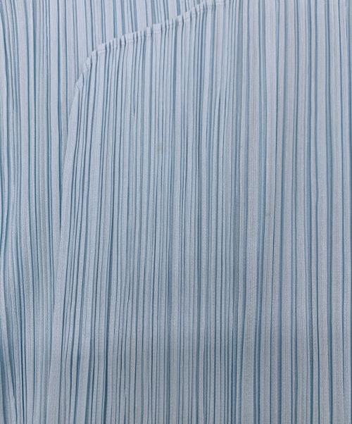PLEATS PLEASE ISSEY MIYAKE（プリーツプリーズ イッセイミヤケ）PLEATS PLEASE ISSEY MIYAKE (プリーツプリーズ イッセイミヤケ) プリーツカーディガン スカイブルー サイズ:3の古着・服飾アイテム