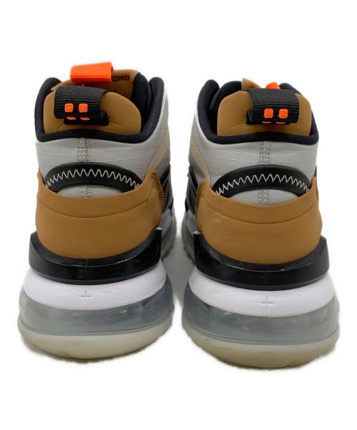 NIKE（ナイキ）NIKE (ナイキ) ハイカットスニーカー ブラウン サイズ:27.5cmの古着・服飾アイテム