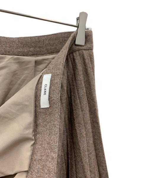 CLANE（クラネ）CLANE (クラネ) フリルプリーツボリュームスカート ベージュ サイズ:2の古着・服飾アイテム