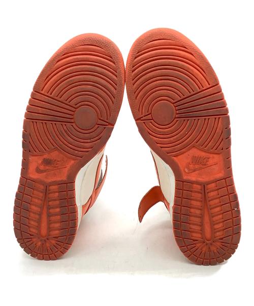 NIKE（ナイキ）NIKE (ナイキ) スニーカー オレンジ×ホワイト サイズ:27.5の古着・服飾アイテム