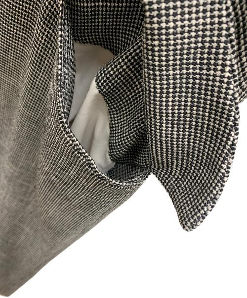 SHENERY（シーナリー）SHENERY (シーナリー) ノースリーブワンピース ブラック×ベージュ サイズ:36 未使用品の古着・服飾アイテム