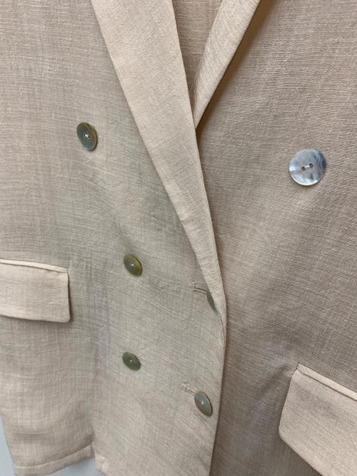 SHENERY（シーナリー）SHENERY (シーナリー) シャツジャケット ベージュ サイズ:36 未使用品の古着・服飾アイテム