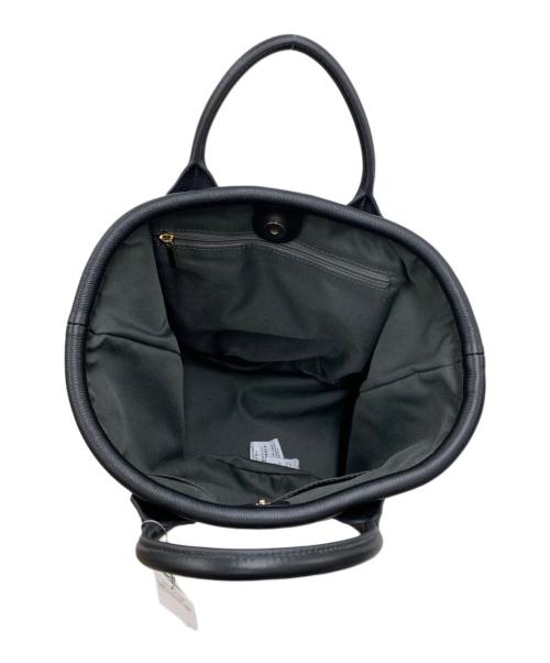 Papillonner（パピヨネ）PAPILLONNER (パピヨネ) バケツトートレザーバッグ ブラック 未使用品の古着・服飾アイテム