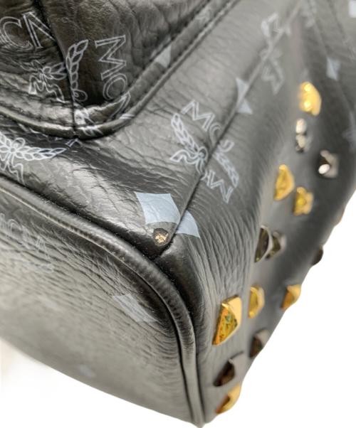 MCM（エムシーエム）MCM (エムシーエム) スタッズリュック ブラックの古着・服飾アイテム