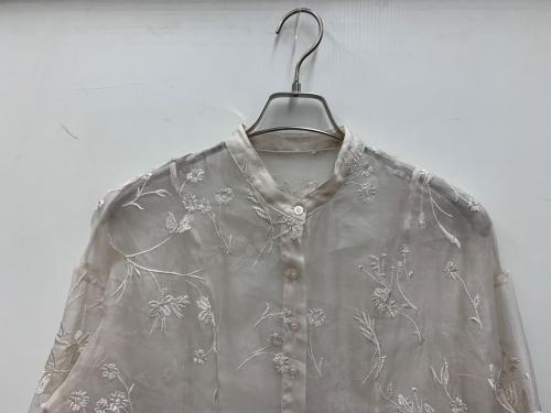 COCODEAL（ココディール）COCODEAL (ココディール) レースシャツ ベージュ サイズ:②の古着・服飾アイテム
