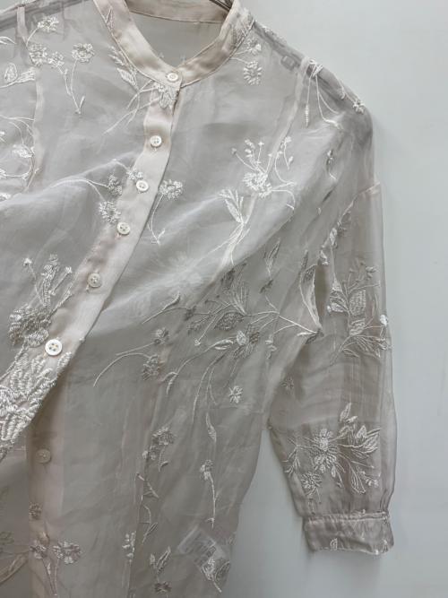 COCODEAL（ココディール）COCODEAL (ココディール) レースシャツ ベージュ サイズ:②の古着・服飾アイテム