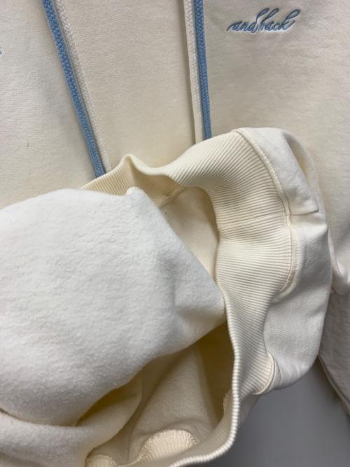 PREACH（プリーチ）PREACH (プリーチ) プルオーバーパーカー ベージュ サイズ:Sの古着・服飾アイテム