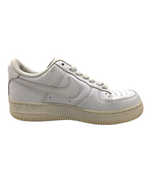 NIKE（ナイキ）NIKE (ナイキ) スニーカー ホワイト サイズ:23の古着・服飾アイテム