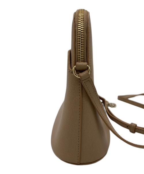 FURLA（フルラ）FURLA (フルラ) ショルダーバッグ ベージュ×ゴールドの古着・服飾アイテム