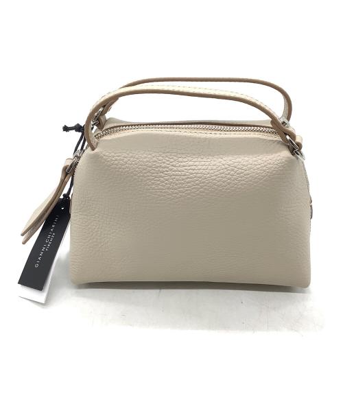 GIANNI CHIARINI（ジャンニ キアリーニ）GIANNI CHIARINI (ジャンニ キアリーニ) 2WAYバッグ ベージュ 未使用品の古着・服飾アイテム