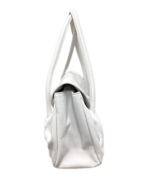 KITAMURA（キタムラ）KITAMURA (キタムラ) レザーハンドバッグ ホワイトの古着・服飾アイテム