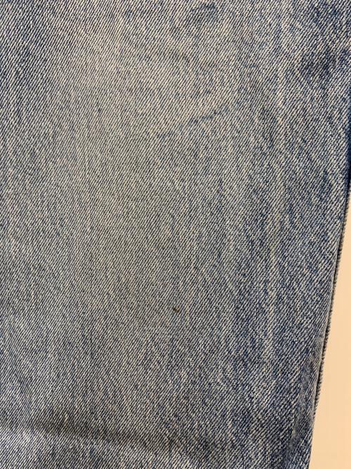 LEVI'S（リーバイス）LEVI'S (リーバイス) ダメージデニムパンツ インディゴ サイズ:W32の古着・服飾アイテム