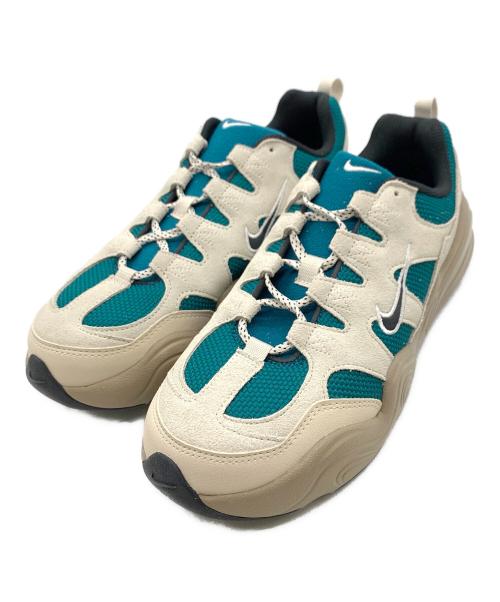 NIKE（ナイキ）NIKE (ナイキ) スニーカー ベージュ×グリーン サイズ:28.5の古着・服飾アイテム