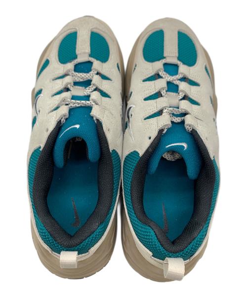 NIKE（ナイキ）NIKE (ナイキ) スニーカー ベージュ×グリーン サイズ:28.5の古着・服飾アイテム