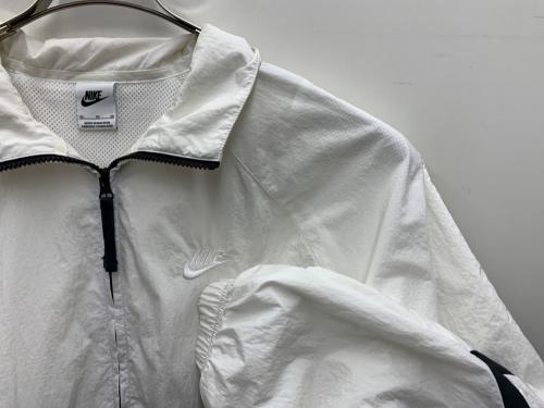 NIKE（ナイキ）NIKE (ナイキ) ウーブンジャケット ブラック×ホワイト サイズ:XLの古着・服飾アイテム
