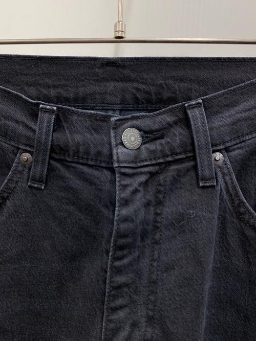 LEVI'S（リーバイス）LEVI'S (リーバイス) デニムパンツ ブラック サイズ:w32の古着・服飾アイテム