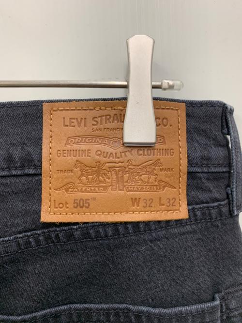 LEVI'S（リーバイス）LEVI'S (リーバイス) デニムパンツ ブラック サイズ:w32の古着・服飾アイテム