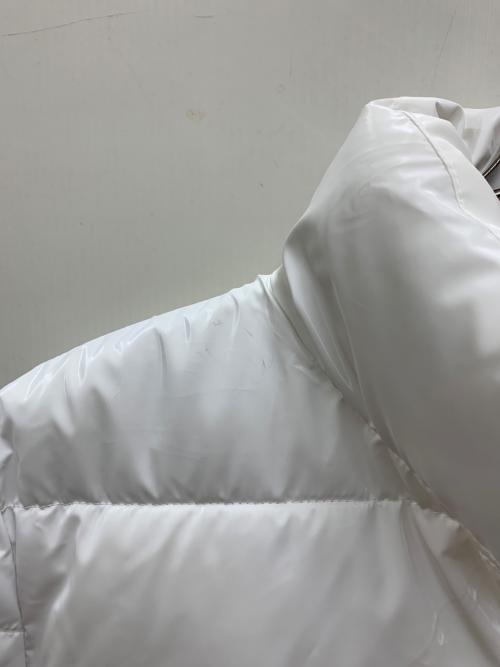 ROBERT CAVANI（ロベルトカバーニ）ROBERT CAVANI (ロベルトカバーニ) 中綿ジャケット ホワイト サイズ:48 未使用品の古着・服飾アイテム
