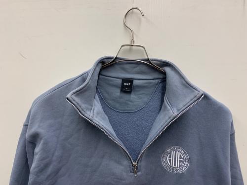 HUF（ハフ）HUF (ハフ) ハーフジップスウェット ブルー サイズ:XLの古着・服飾アイテム