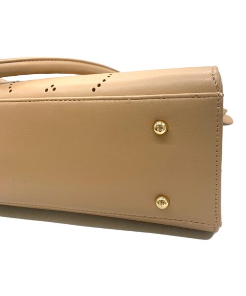 MARY QUANT（マリークヮント）MARY QUANT (マリークヮント) ハンドバッグ ベージュの古着・服飾アイテム