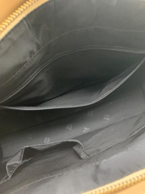 MARY QUANT（マリークヮント）MARY QUANT (マリークヮント) ハンドバッグ ベージュの古着・服飾アイテム