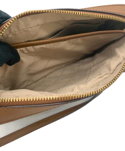 MICHAEL KORS（マイケル・コース）MICHAEL KORS (マイケルコース) ショルダーバッグ ブラウン×ゴールドの古着・服飾アイテム