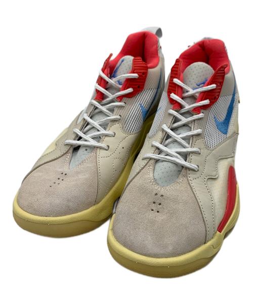 NIKE（ナイキ）NIKE (ナイキ) ミッドカットスニーカー ベージュ×レッド サイズ:27.5の古着・服飾アイテム