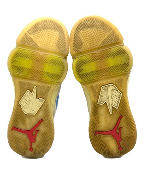 NIKE（ナイキ）NIKE (ナイキ) ミッドカットスニーカー ベージュ×レッド サイズ:27.5の古着・服飾アイテム